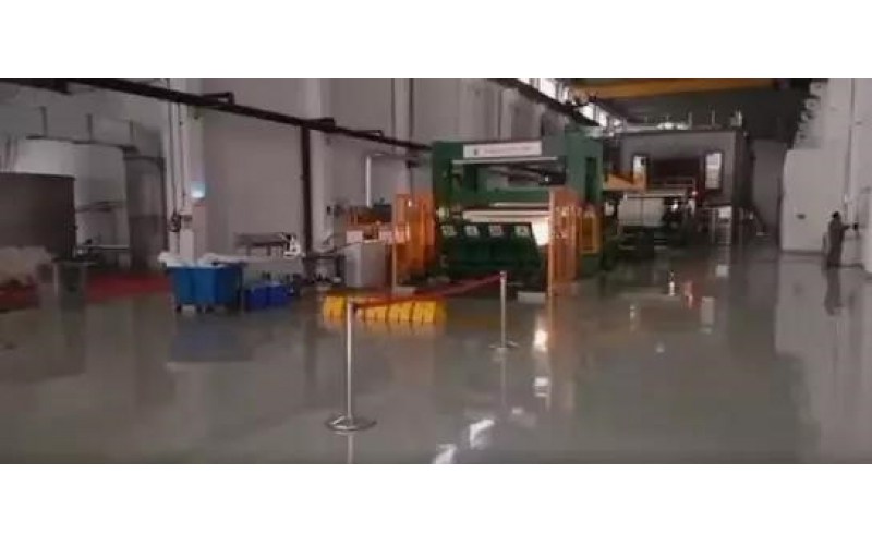 特紙人勇?lián)?zé)任，“紙”為打贏這場特殊戰(zhàn)“疫”