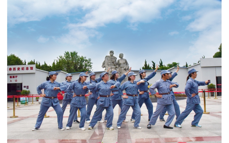 追尋足跡不忘初心  砥礪前行擔(dān)當(dāng)使命